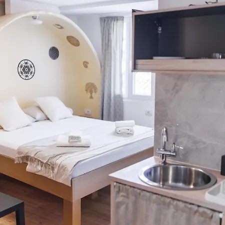 Apartment Plutus And With Free Parking Koper