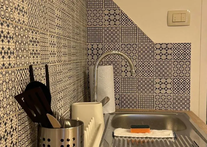 Plutus And With Free Parking Koper