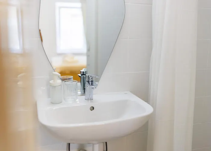 Plutus And With Free Parking Koper