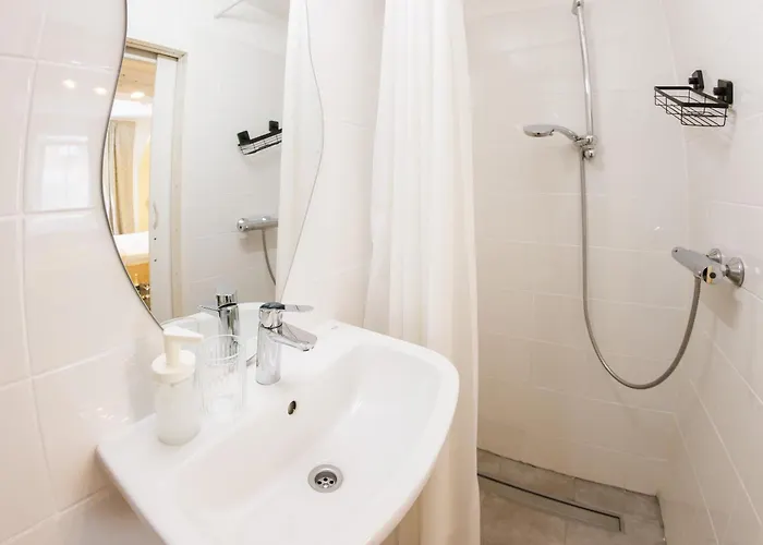 Apartment Plutus And With Free Parking *