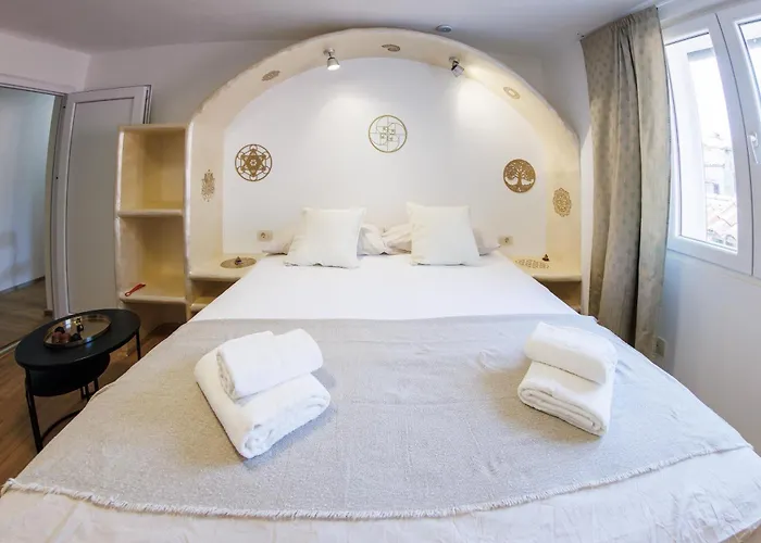 Plutus And With Free Parking *